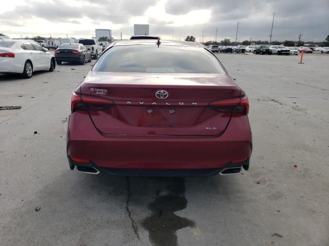 2019 Toyota Avalon XLE