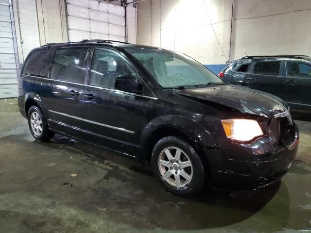 2010 Chrysler Town & Country Touring