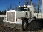 1996 Peterbilt 379