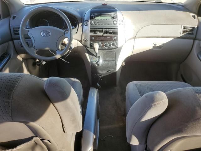 2006 Toyota Sienna CE