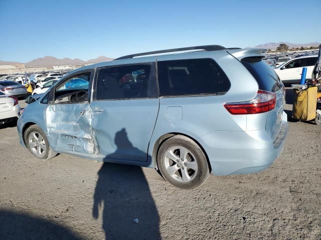 2015 Toyota Sienna LE