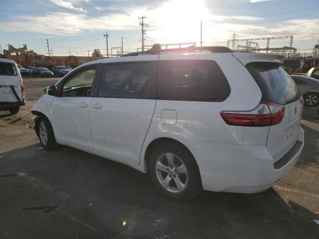 2015 Toyota Sienna LE