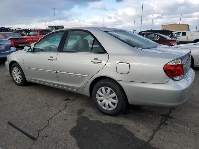 2005 Toyota Camry LE