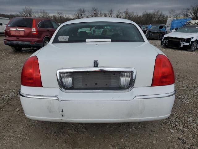 2009 Lincoln Town Car Signature Limited