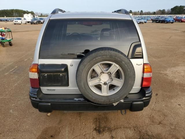 2004 Chevrolet Tracker LT