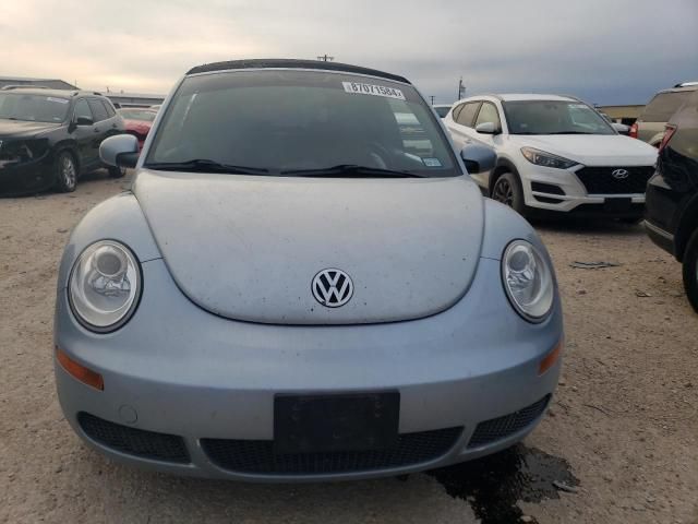 2010 Volkswagen New Beetle