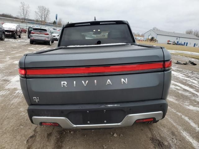 2024 Rivian R1T Adventure