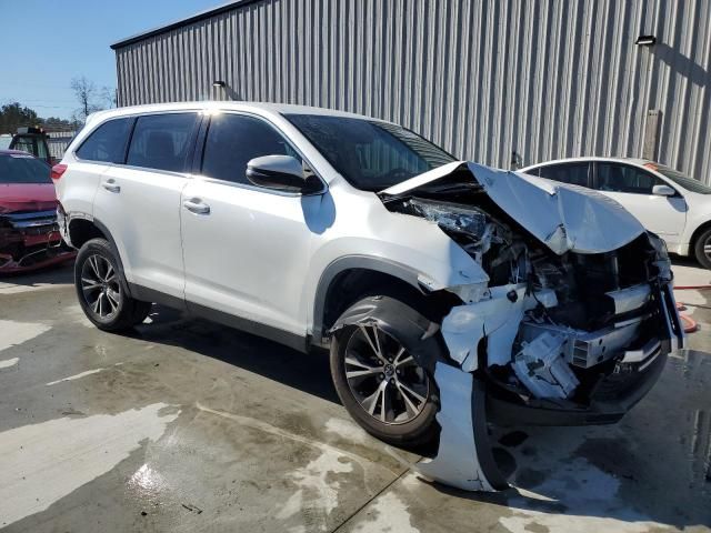 2019 Toyota Highlander LE