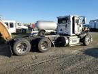 2014 Peterbilt 384