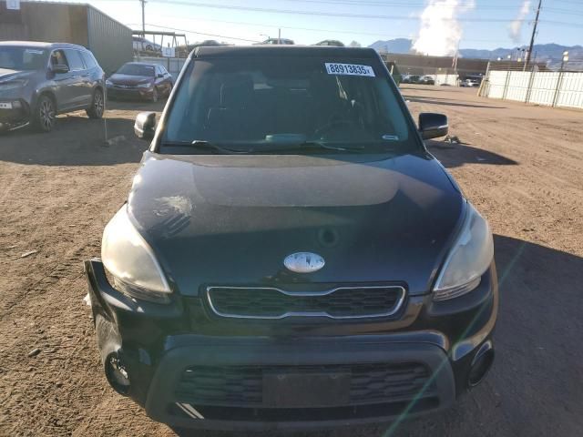 2013 KIA Soul +