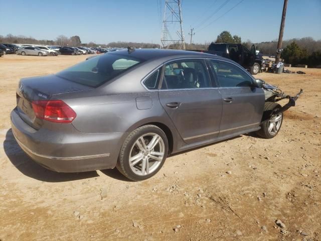 2013 Volkswagen Passat SEL