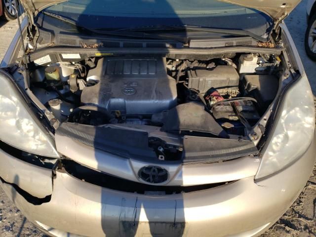 2008 Toyota Sienna XLE