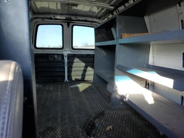 2011 Chevrolet Express G2500