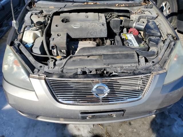 2004 Nissan Altima Base