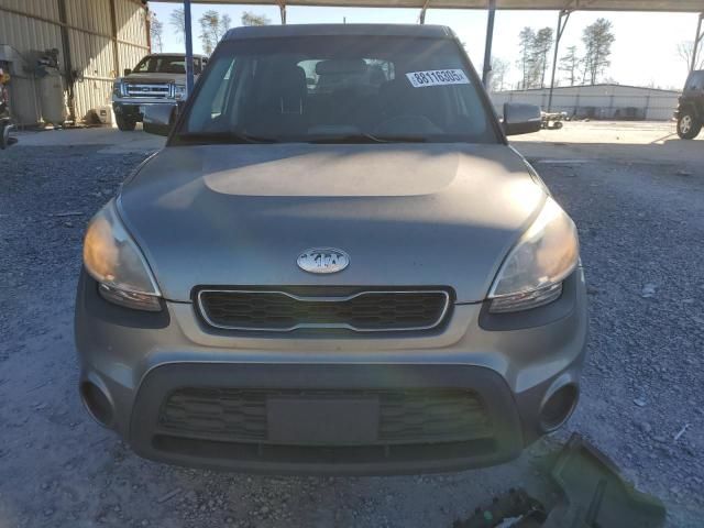 2013 KIA Soul +