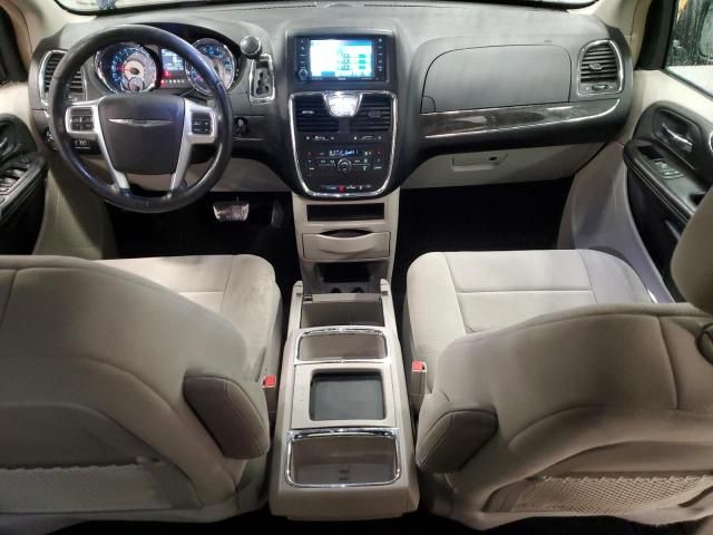 2011 Chrysler Town & Country Touring