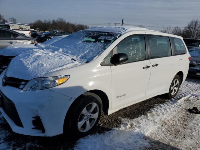 2018 Toyota Sienna L