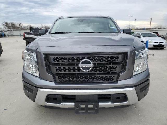 2024 Nissan Titan SV