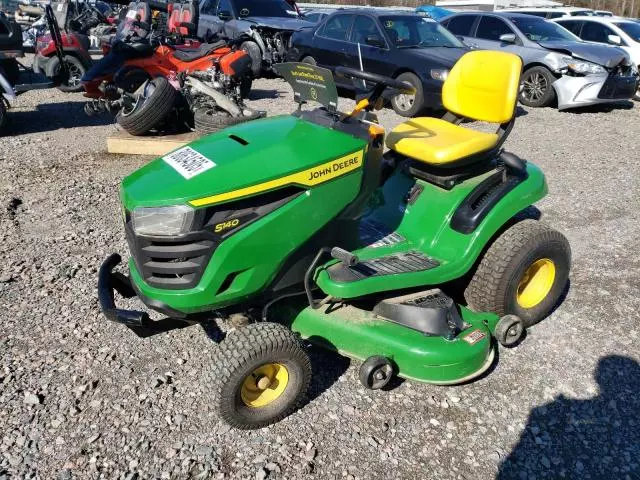 2024 John Deere Lawnmower