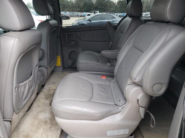 2009 Toyota Sienna XLE