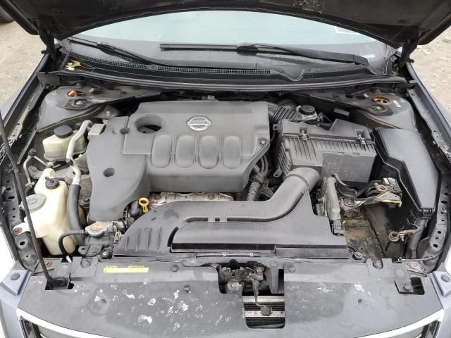 2010 Nissan Altima Base