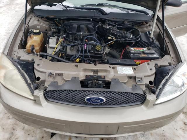 2005 Ford Taurus SE