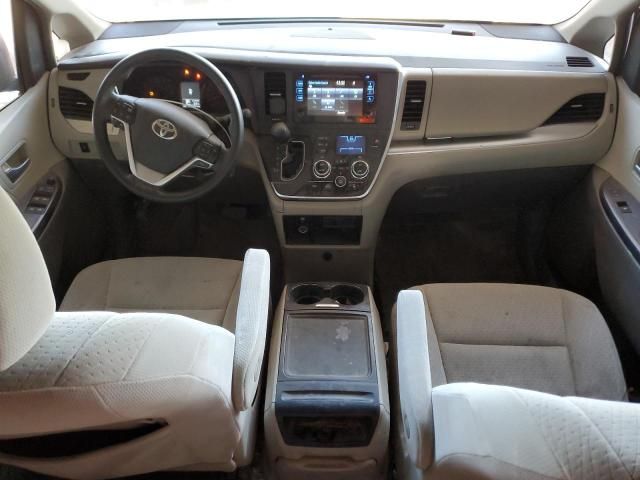 2015 Toyota Sienna LE