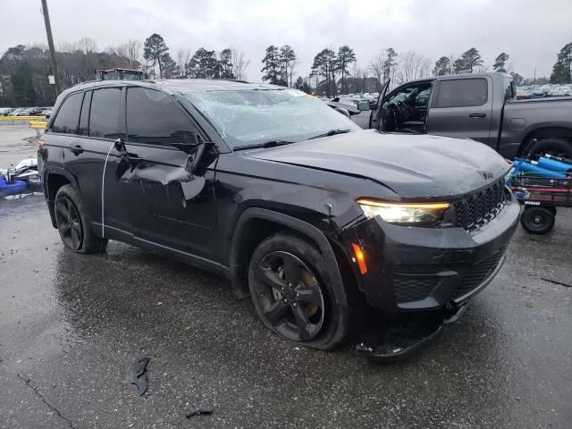 2023 Jeep Grand Cherokee Laredo