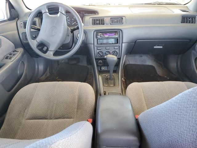 2000 Toyota Camry CE