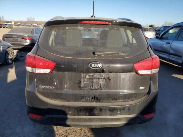 2014 KIA Rondo