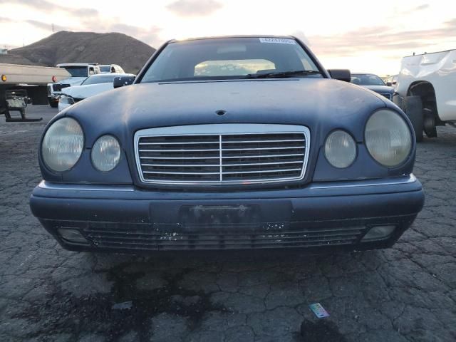 1999 Mercedes-Benz E 320