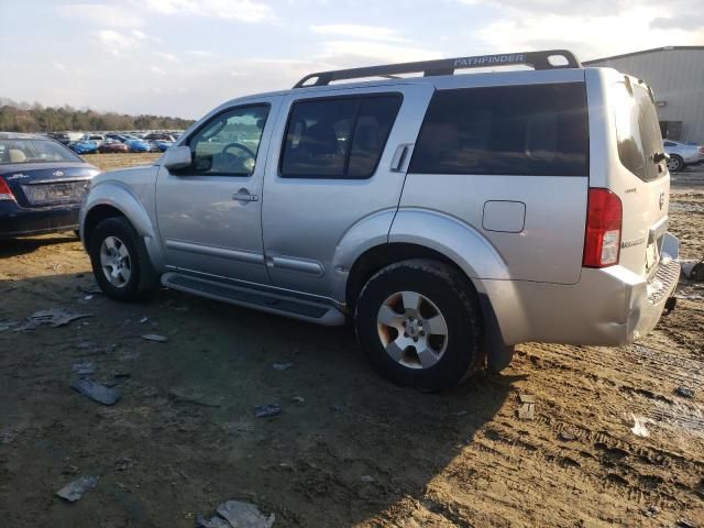 2006 Nissan Pathfinder LE