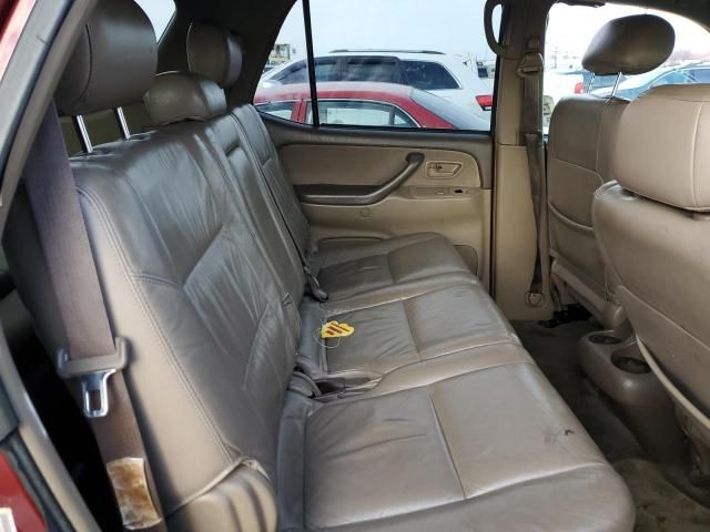 2004 Toyota Sequoia SR5