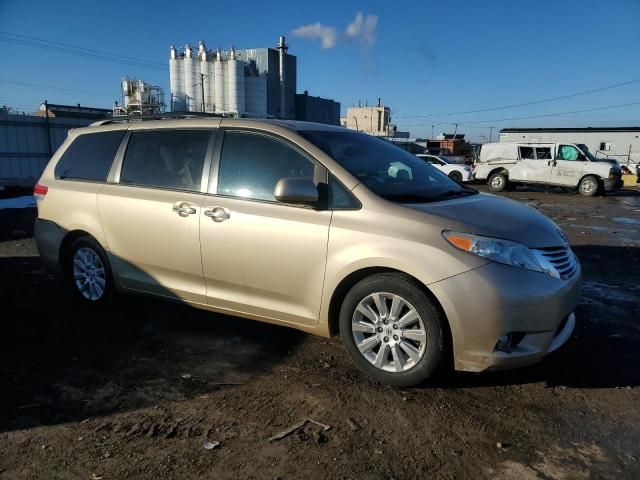 2011 Toyota Sienna XLE