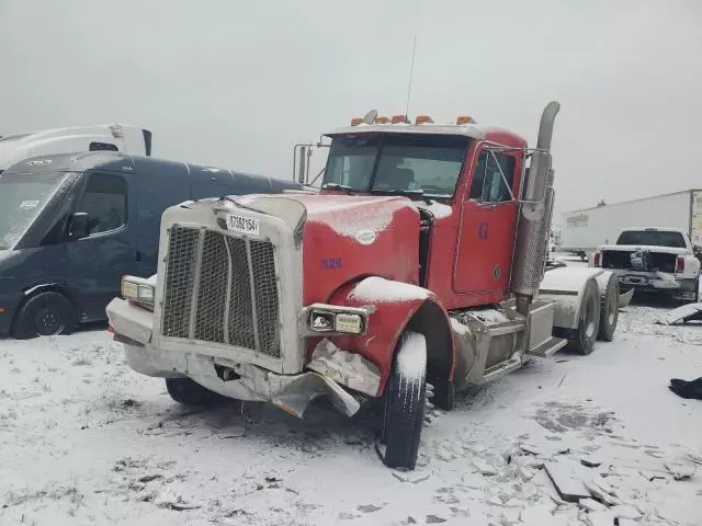 1996 Peterbilt 379