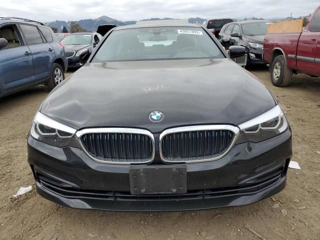 2019 BMW 530E