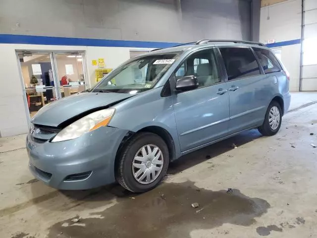 2007 Toyota Sienna CE