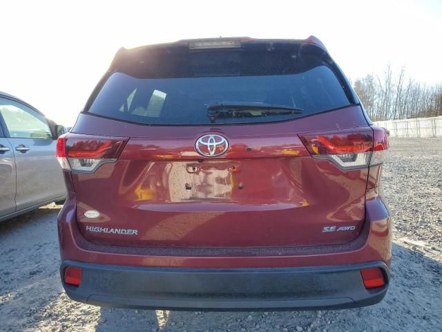 2019 Toyota Highlander SE