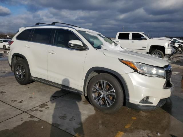 2016 Toyota Highlander XLE