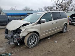 Salvage cars for sale from Copart Wichita, KS: 2014 Chrysler Town & Country Touring L