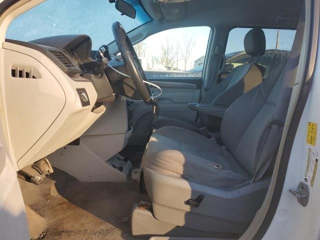 2009 Volkswagen Routan SE