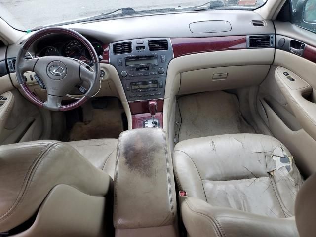 2002 Lexus ES 300