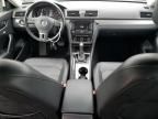 2014 Volkswagen Passat SE