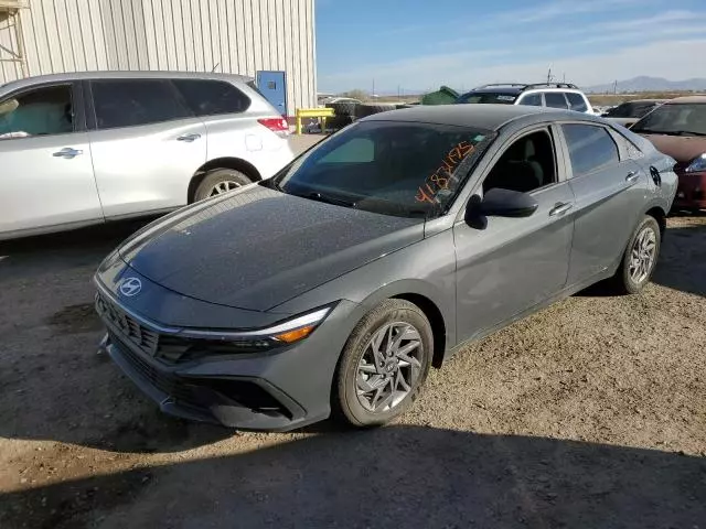 2024 Hyundai Elantra Blue