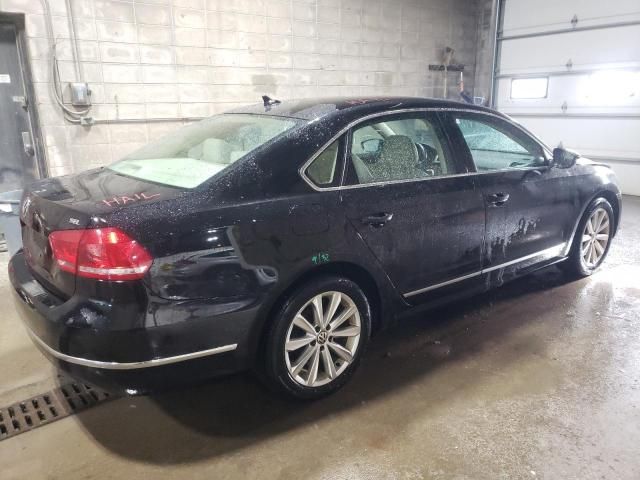 2012 Volkswagen Passat SEL