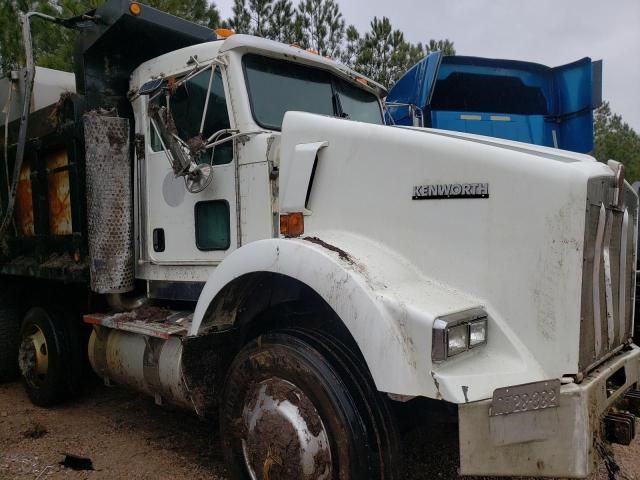 2007 Kenworth Construction T800