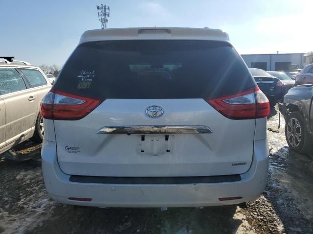 2015 Toyota Sienna XLE