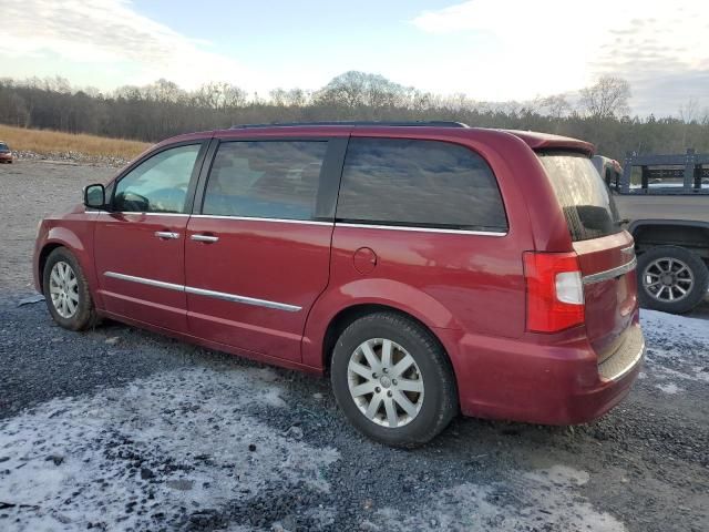 2012 Chrysler Town & Country Touring L