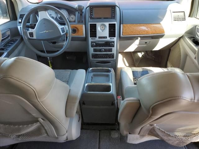 2010 Chrysler Town & Country Limited