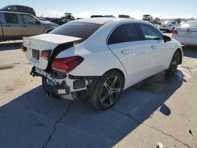 2019 Mercedes-Benz A 220